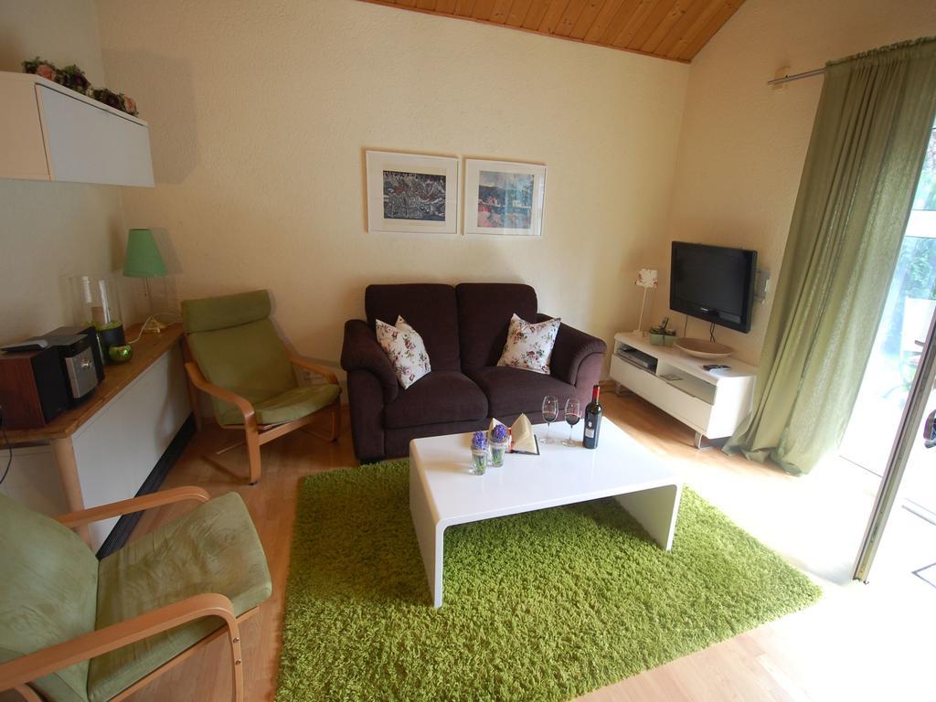 Land Und Leute Apartment Fritzlar Exterior photo